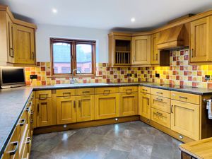Kitchen Dining Room- click for photo gallery